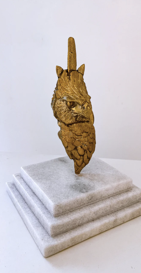 Busto aguila crestuda real - Imagen 2