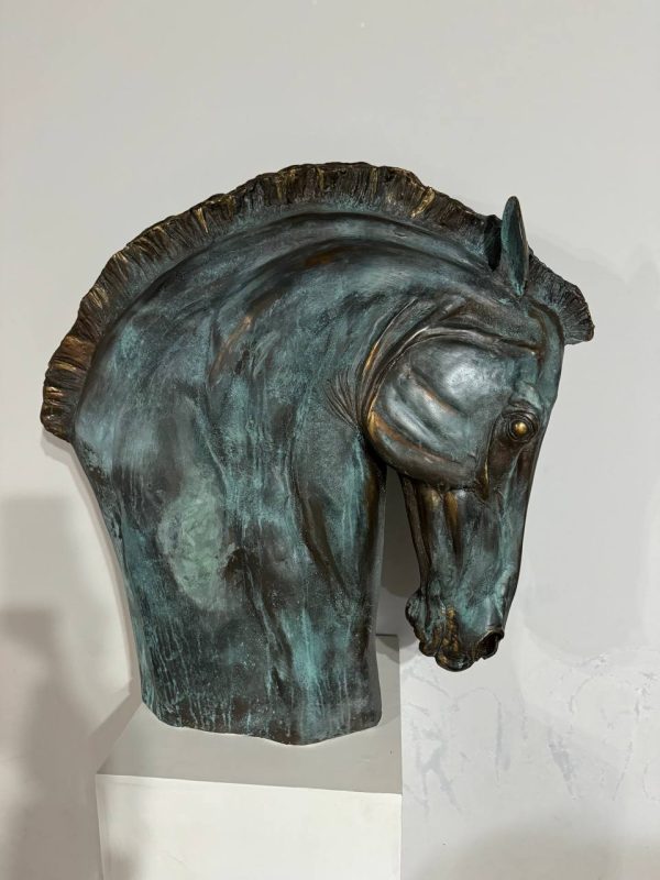 Busto Caballo